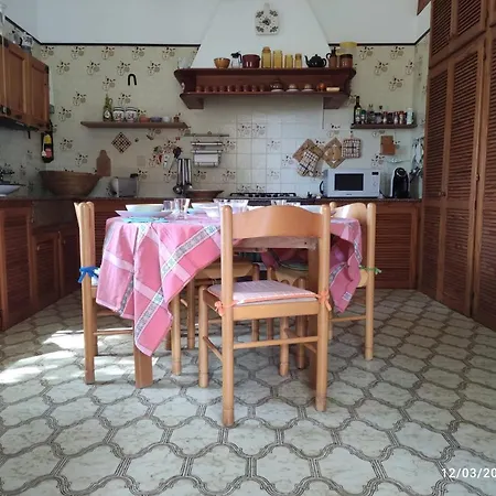 بيت للعطل Casa A 50 Mt Dal Mare كارلوفورتي